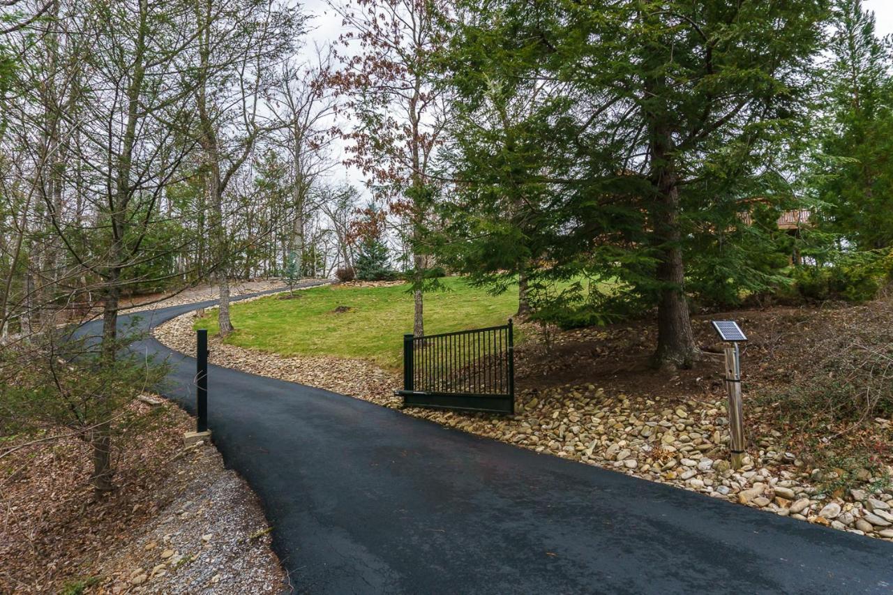 Pinnacle View Lodge By Stony Brook Cabins Gatlinburg Εξωτερικό φωτογραφία